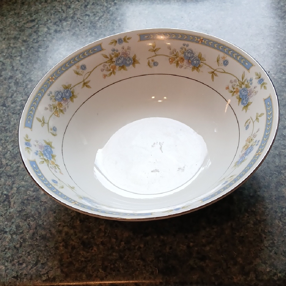 Floral Blue and White Porcelain Bowl